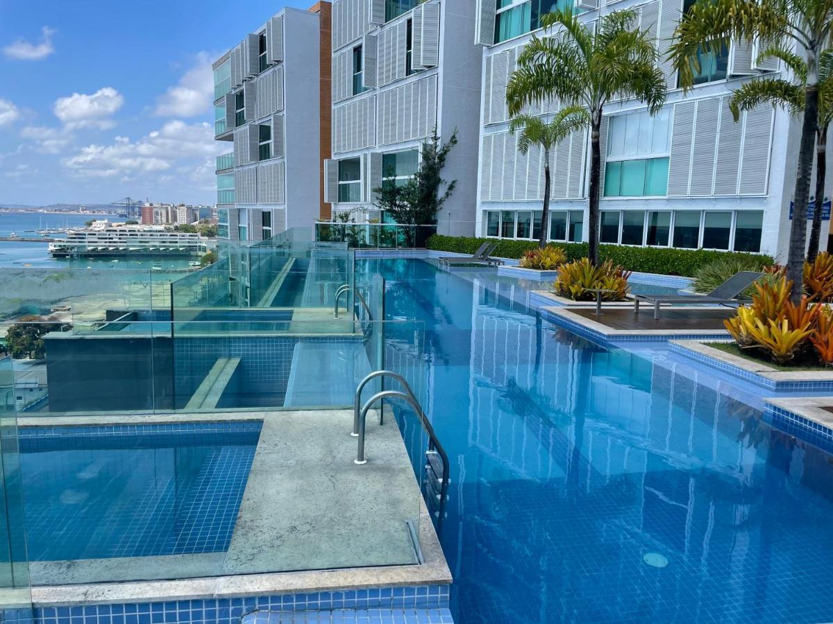 Cloc Marina Vista Mar p/ a Baía de Todos os Santos Apartamento Salvador Exterior foto