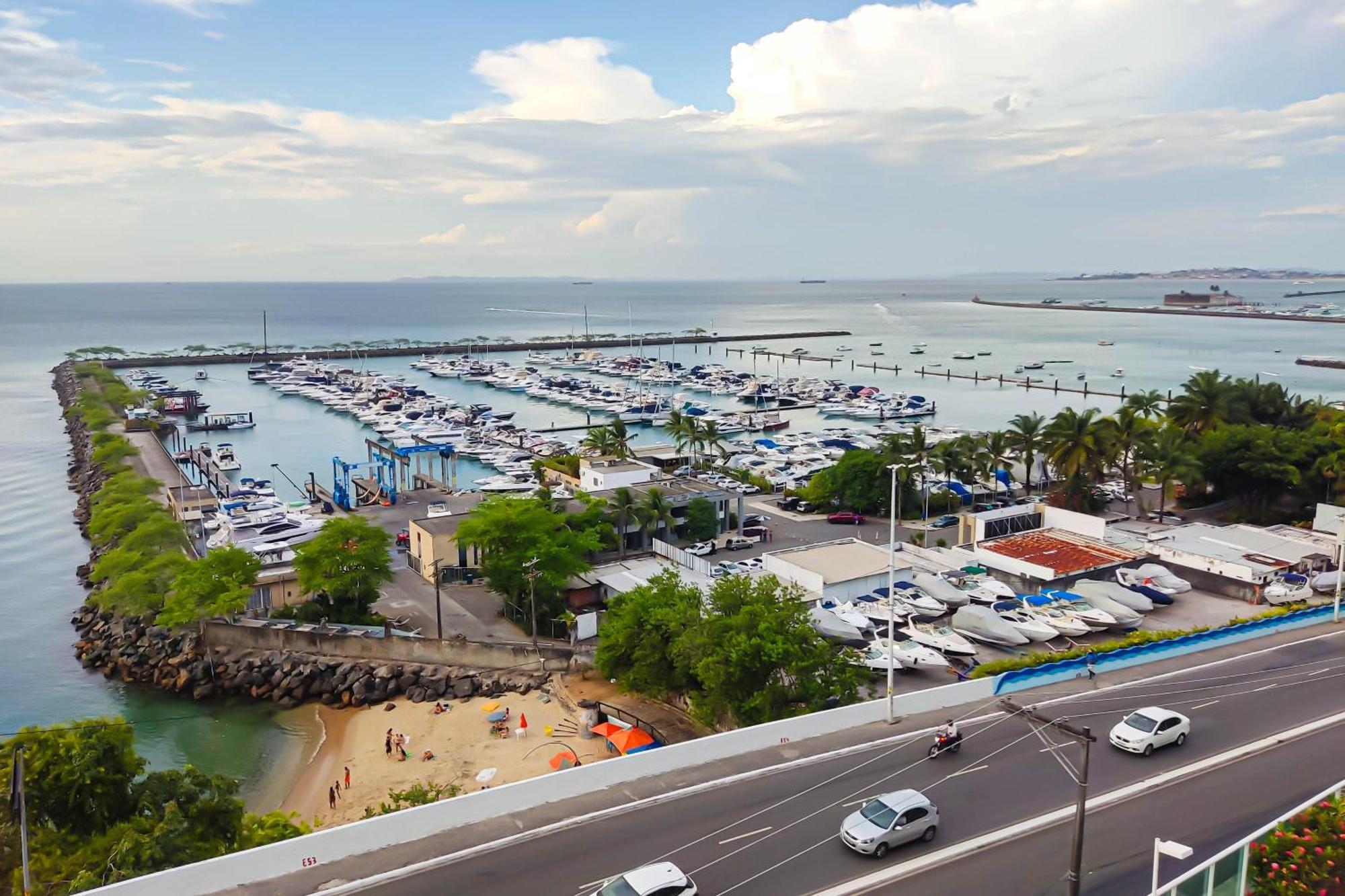 Cloc Marina Vista Mar p/ a Baía de Todos os Santos Apartamento Salvador Exterior foto